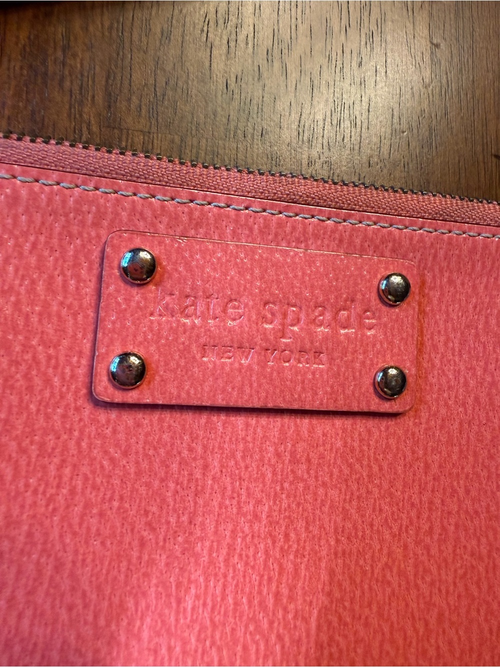 Kate Spade NWOT Pink Pebbled Leather Wristlet Clutch 9” by 4” PRISTINE - Picture 4 of 10